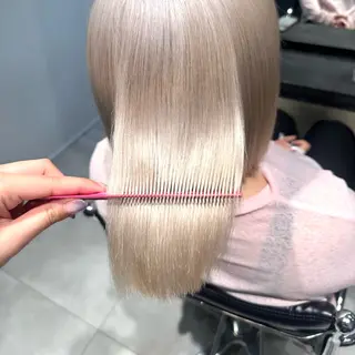 ミディアム カラー ハイトーン/ウルフ/ レイヤー/Asukaのヘアスタイル