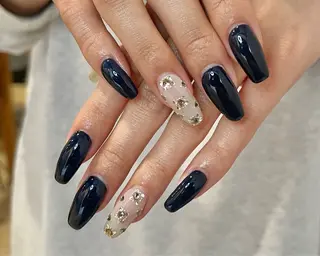 ネイル 友田 晴香のネイルデザイン