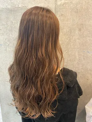 ロング カラー mina .のヘアスタイル