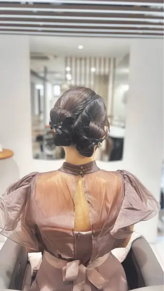 ロング 白土 さくらのヘアスタイル