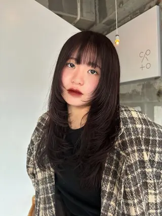 ロング mirai/ブリーチ ダブルカラーのヘアスタイル