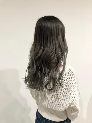 カラー REGOLITH （レゴリス）所属・山田隆成/韓国カット バレ、ハイライト得意のヘアスタイル