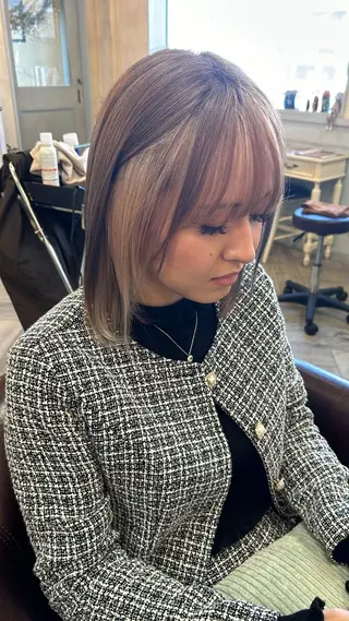 ミディアム カラー アオバ / ハイトーンカラーのヘアスタイル