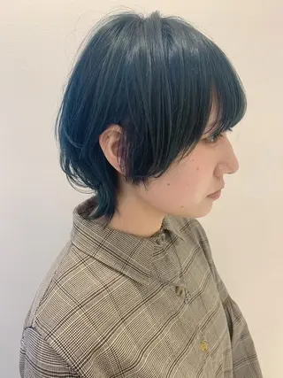 ショート カラー ハイトーン/ウルフ /小澤凌祐🦕のヘアスタイル