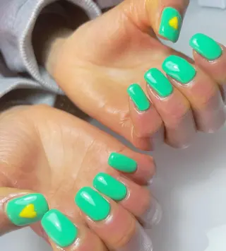 ネイル 加瀬 アンジェリーのネイルデザイン