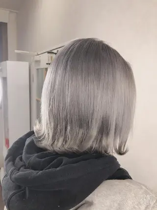 ショート カラー🫧アレンジ 🎀REIMIのヘアスタイル