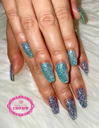 ネイル CROWN プライベートサロンのネイルデザイン