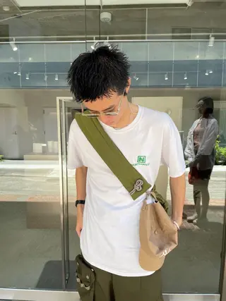 ショート メンズ 吉田一輝 外国人パーマのヘアスタイル