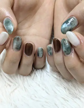 ネイル 會田 瑠衣のネイルデザイン