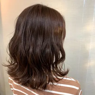 ミディアム 近藤 楓花のヘアスタイル