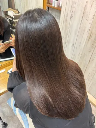 ロング ツヤ髪縮毛矯正🌈✨ 髙橋青心奏のヘアスタイル