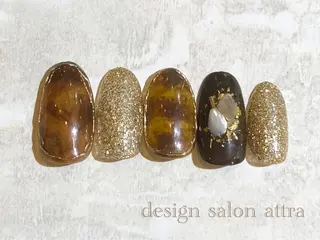 ネイル デザインサロン attra 本八幡店のネイルデザイン