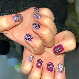 ネイル 🪐富島彩夏 /海外nail🪐のネイルデザイン