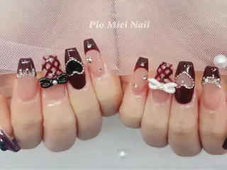 ミディアム Pio Mielのネイルデザイン