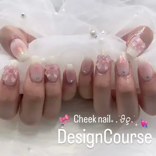 ネイル 🧁fein. nana🩵のネイルデザイン