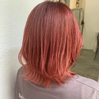 ミディアム カラー fio マナミのヘアスタイル