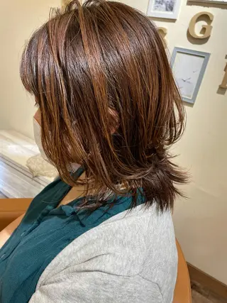 ミディアム モリオフロムロンドン池袋店所属・冨永 さやかのヘアスタイル