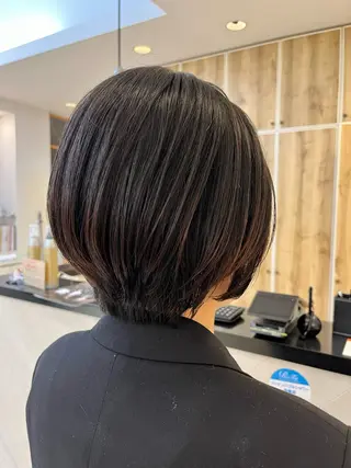 ショート コテ巻き風パーマ🫧 麻尋のヘアスタイル