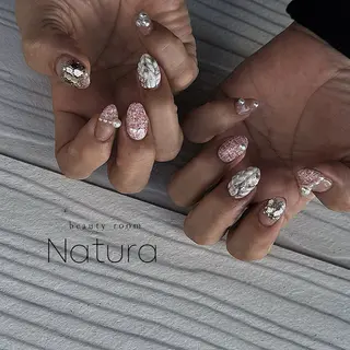 ネイル beautyroom Naturaのネイルデザイン