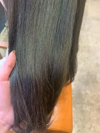 ミディアム カラー ハイトーン/レイヤー 💜Akaneのヘアスタイル