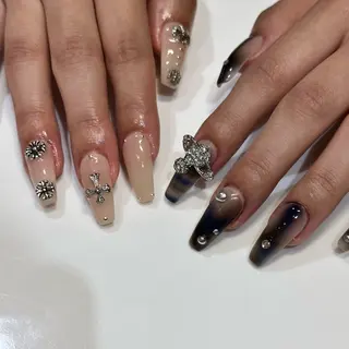 ネイル ʟᴀʙᴇʟ ᴍᴀᴍɪのネイルデザイン