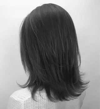 ミディアム .. meiのヘアスタイル