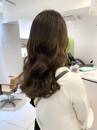 セミロング カラー moeka レイヤー /艶カラー/韓国のヘアスタイル