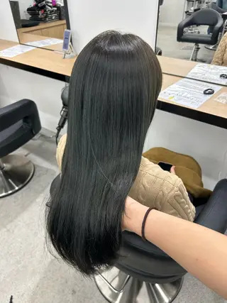 ロング カラー YUKA💜淡色 ラベンダー/ベージュのヘアスタイル