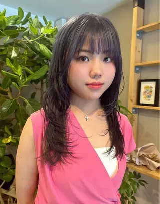 ロング カラー カット🍋いらみな あかねLOuNICAのヘアスタイル
