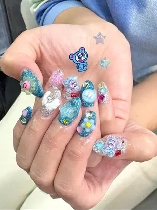 ネイル Nailsalon mui.所属・中家 亜紗子のネイルデザイン