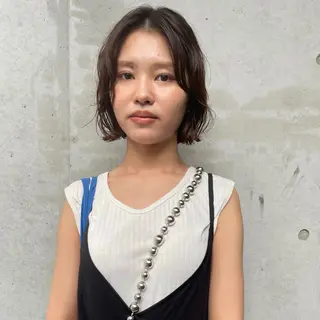 ショート カラー パーマ ホリケ アオイのヘアスタイル