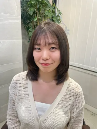 ミディアム はやしだ あおいのヘアスタイル