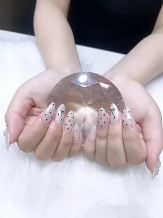 ネイル fein 🎀 ayu♡⟡.·のネイルデザイン