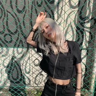 セミロング Y uuのヘアスタイル