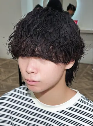 ショート パーマ メンズ パーマ職人DAIKI ツイスパ/波巻きのヘアスタイル