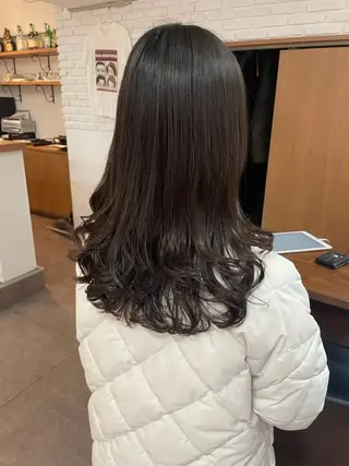 ミディアム カラー ヘアデザインビール所属・早良区美容室 【BEER西新店】のヘアスタイル