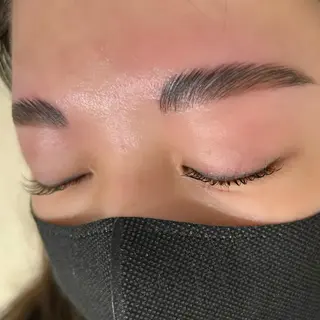 アイブロウ salut honami🫧のマツエク・マツパデザイン