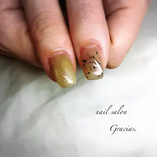ネイル Gracias. rieのネイルデザイン