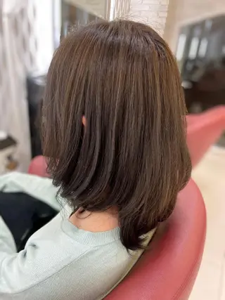 セミロング カラー ⭐️レイヤーカット 大人気　三澤康司⭐️のヘアスタイル