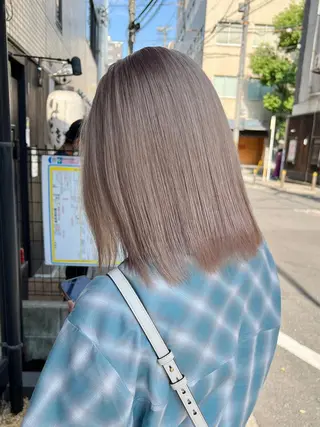 ミディアム カラー Via officialのヘアスタイル