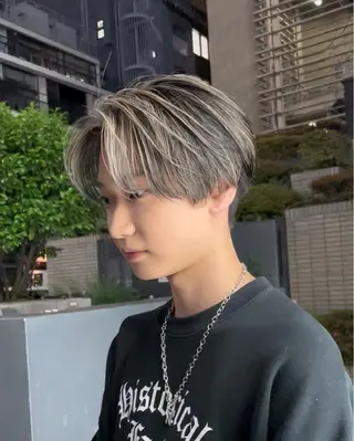 ミディアム カラー メンズ メンズバレイヤージュ 🔥メンズカット🔥のヘアスタイル