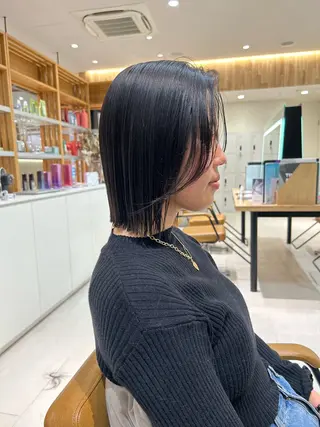 ミディアム 齊藤 海零のヘアスタイル