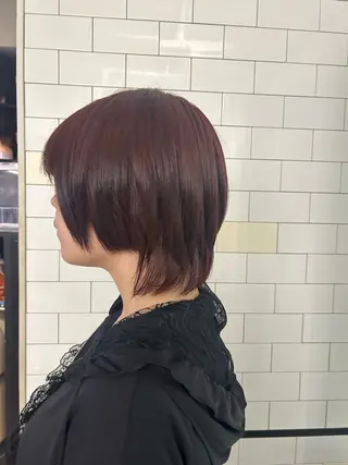 ショート カラー IT by ALBUMあいりのヘアスタイル