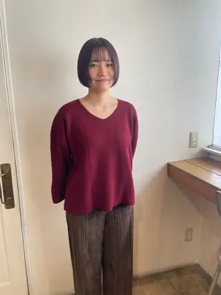 ショート カラー MIOベージュカラー 柔らかいカラーのヘアスタイル