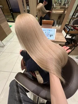 ロング カラー 艶髪ハイトーン 💎りゅうやのヘアスタイル