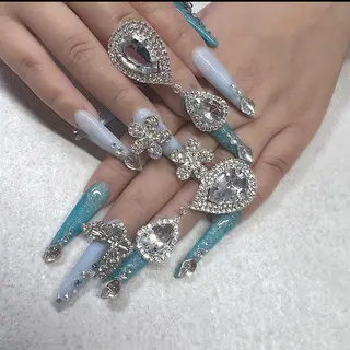 ネイル Rire_eye+beauty_nail所属・Rire_ nail_yukiのネイルデザイン