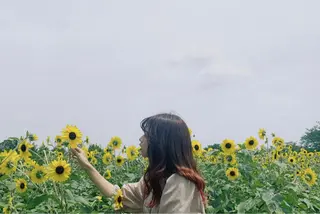 ロング カラー 川元 汐音のヘアスタイル