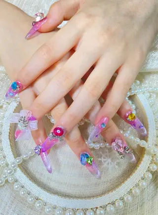 ネイル Nana Nail🎨のネイルデザイン