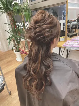 カラー ヘアアレンジ NicoRE. 大人女子×髪質改善のヘアスタイル