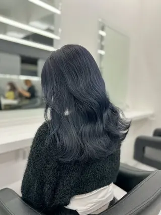 セミロング カラー ヘアアレンジ 🫧暗髪/ハイトーン 🫧RYUTA🫧のヘアスタイル